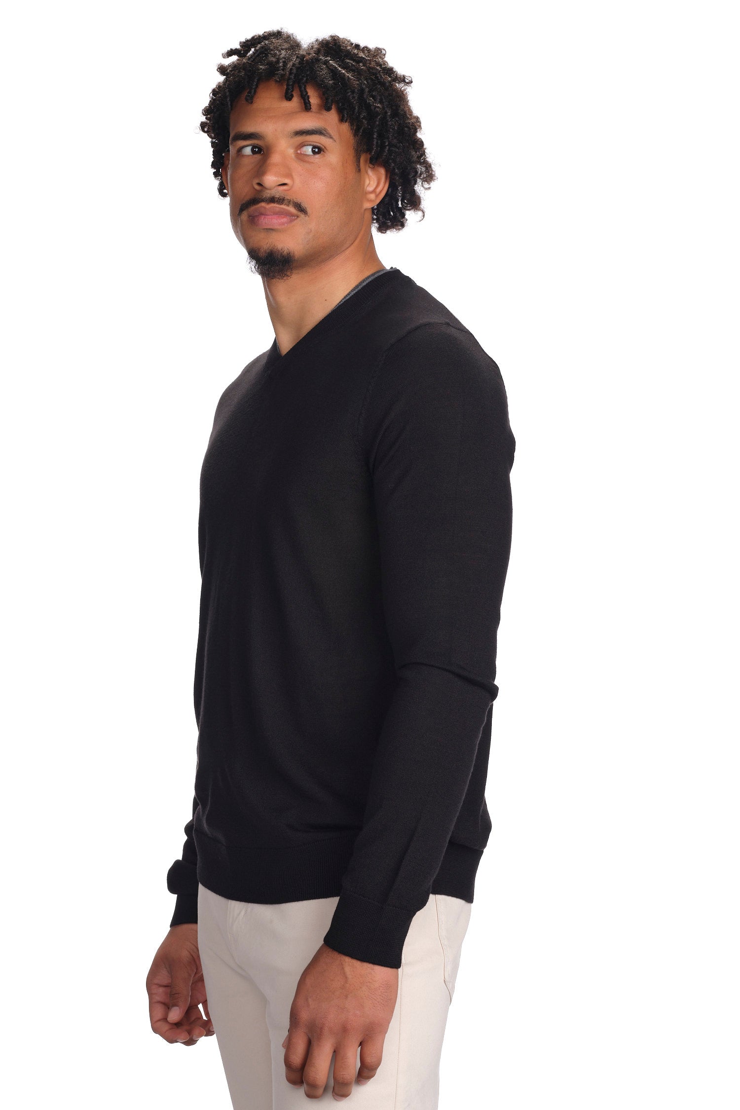 Garnet Men's V-Neck Long Sleeve Knit Wool Sweater 2422002