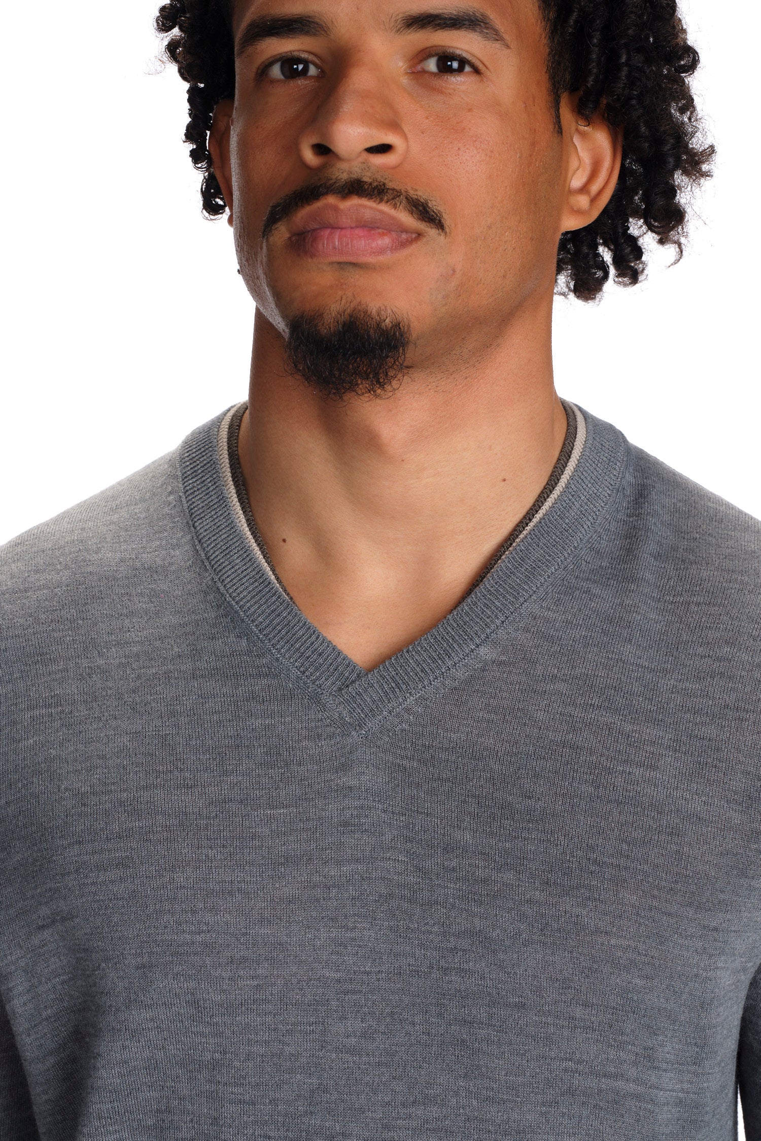 Garnet Men's V-Neck Long Sleeve Knit Wool Sweater 2422002