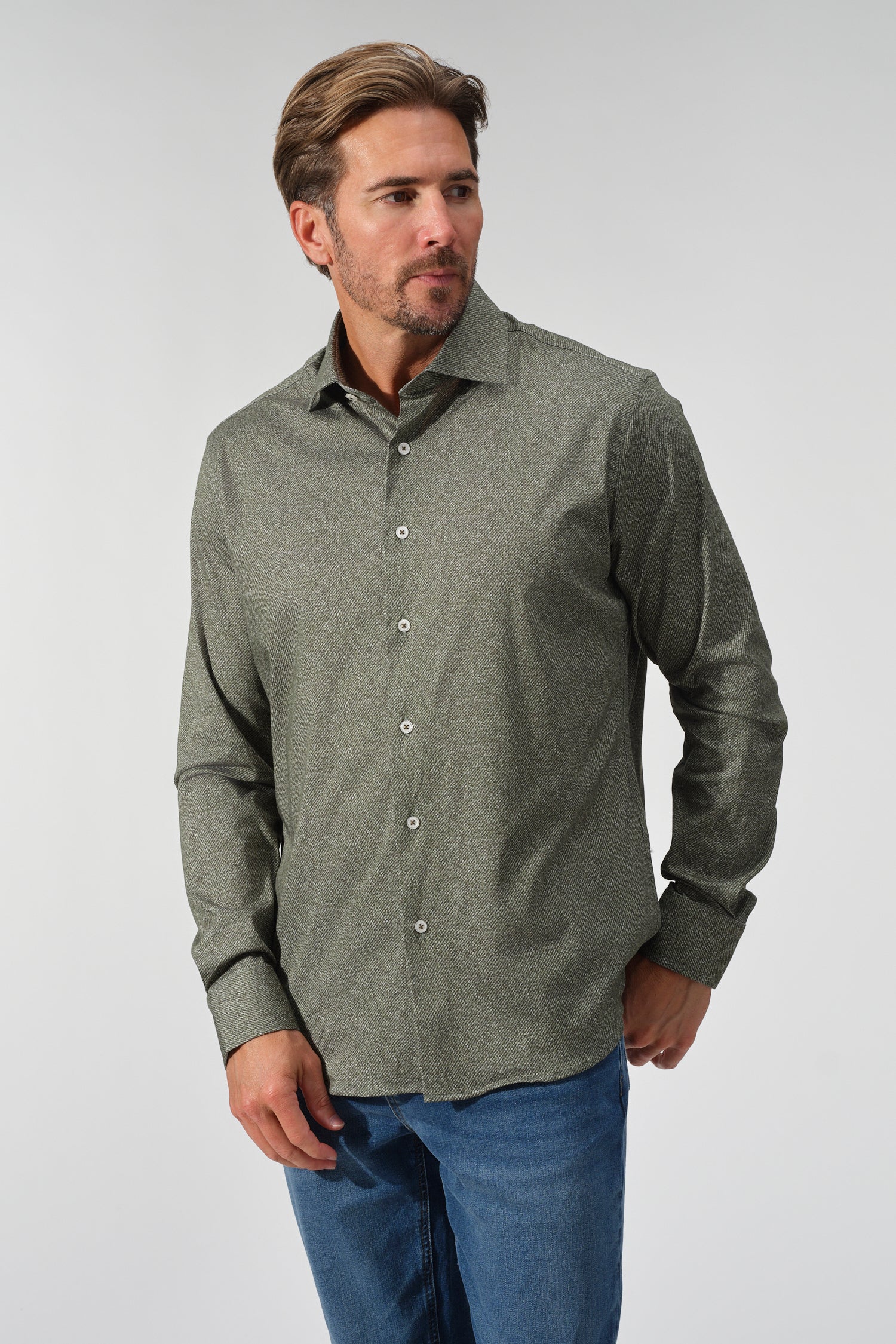 Twill Look Dynamic Comfort Shirt