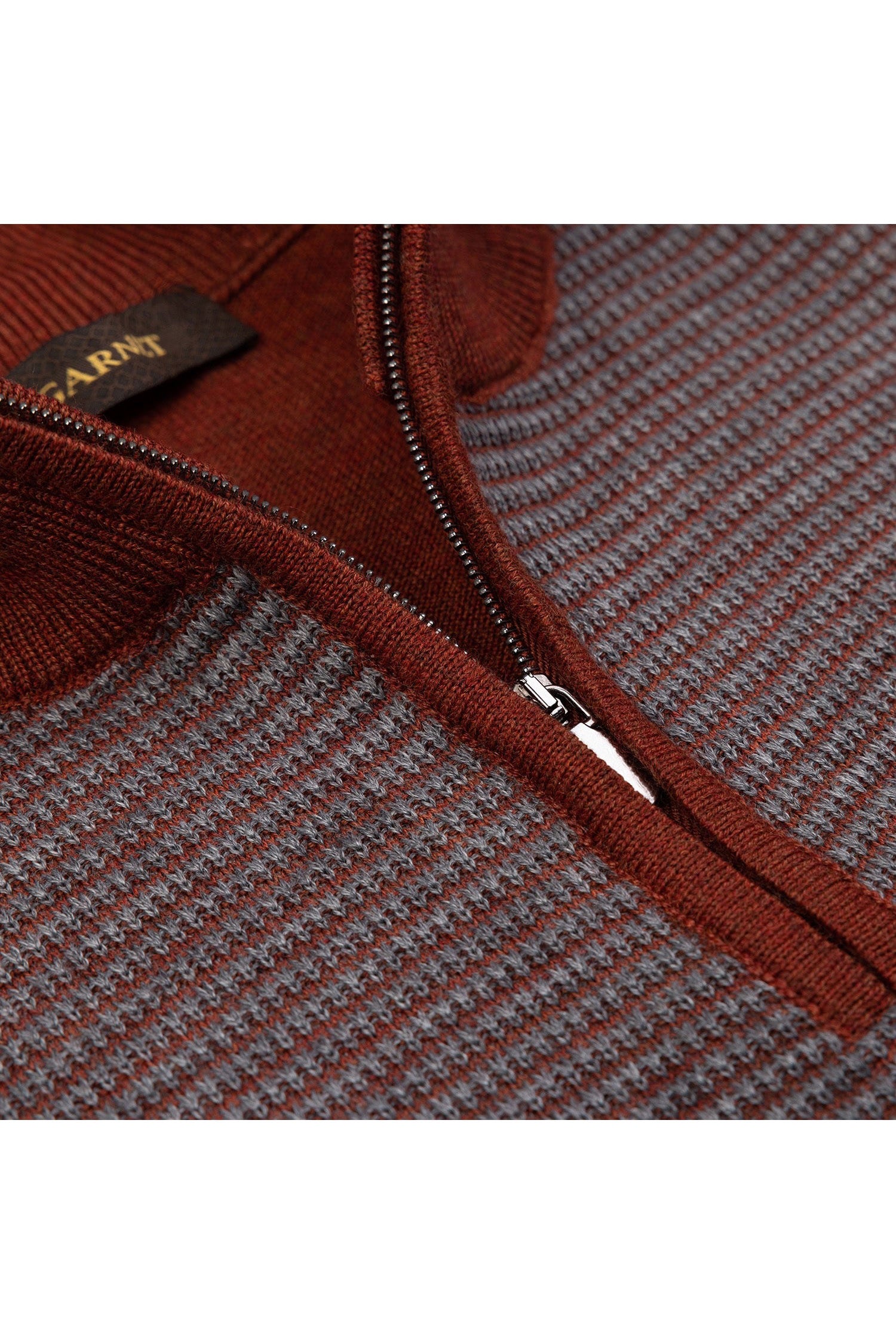 Garnet Men's Knit Two Tone Quarter Zip Long Sleeve Sweater 2422026