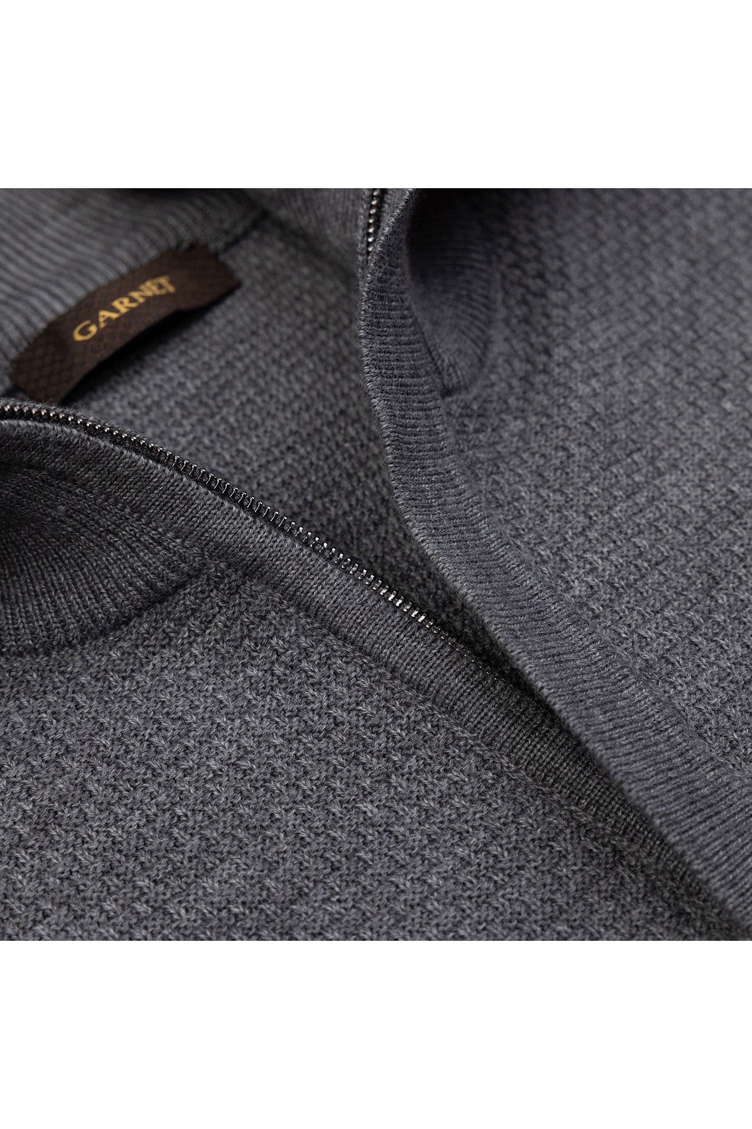 Garnet Men's Knit Shoulder Patch Zip Long Sleeve Sweater 2422029