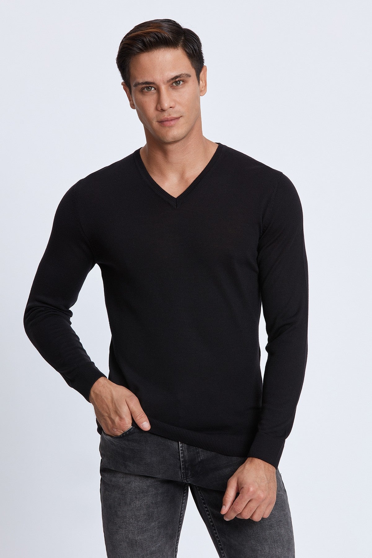 V-Neck Merino Sweater in Black