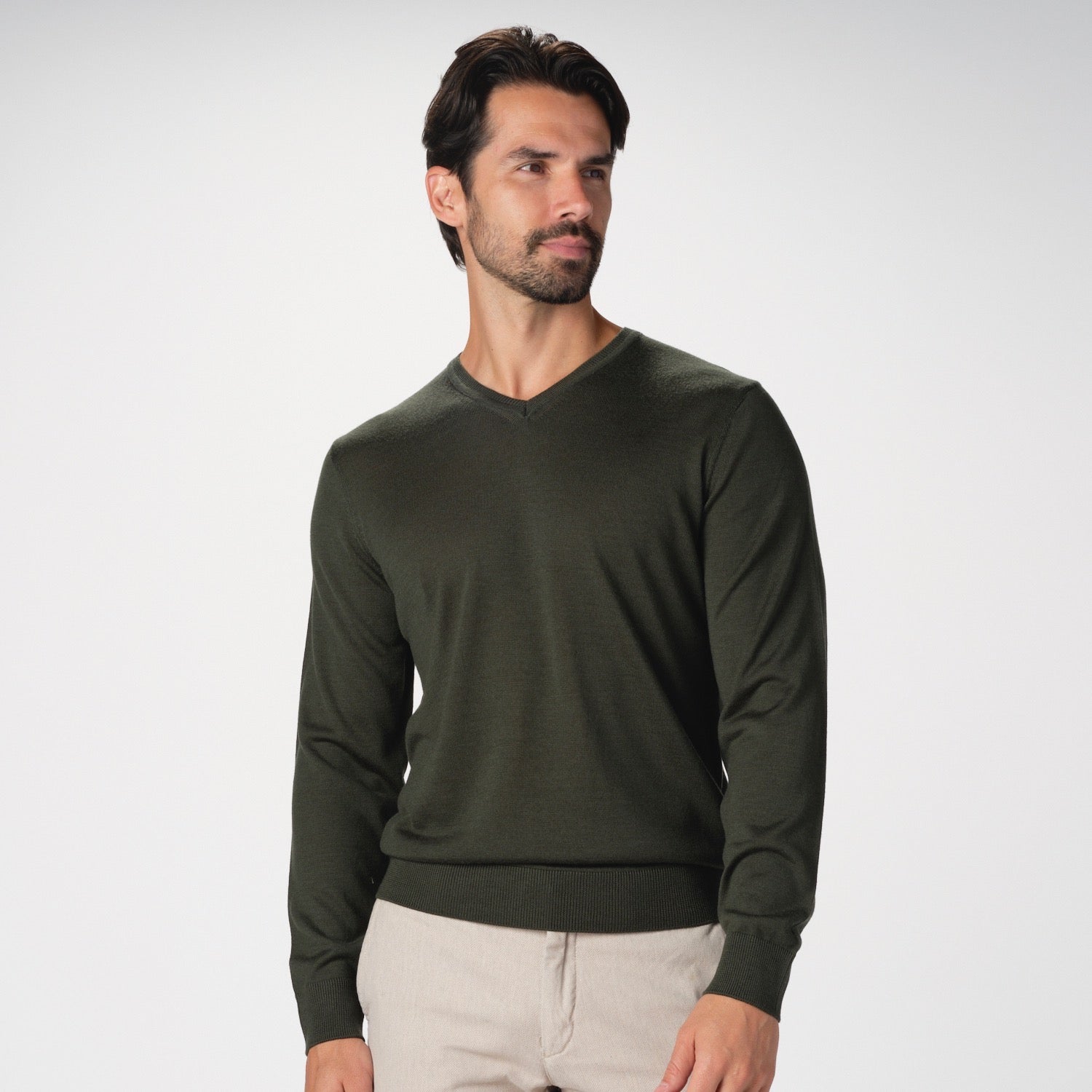 V-Neck Merino Sweater in Green