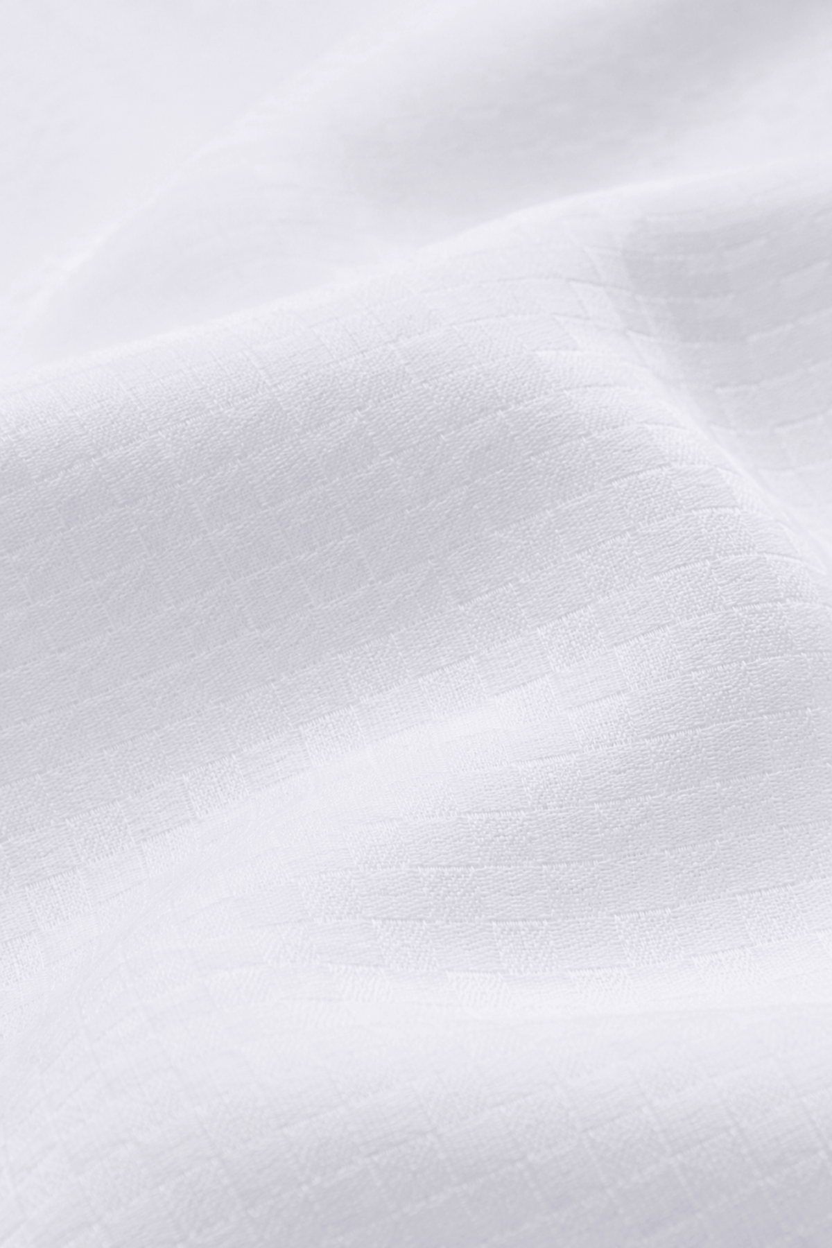 Lucas Jacquard Contrast-Trim Solid Shirt