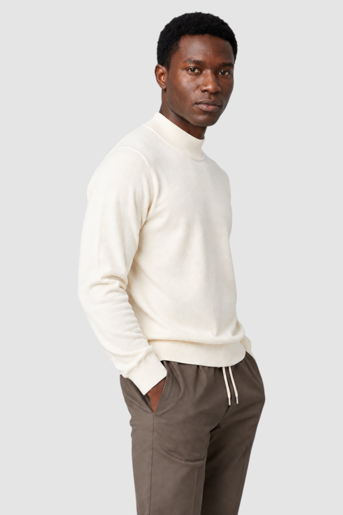 Merino Wool Solid Turtle Neck Sweater