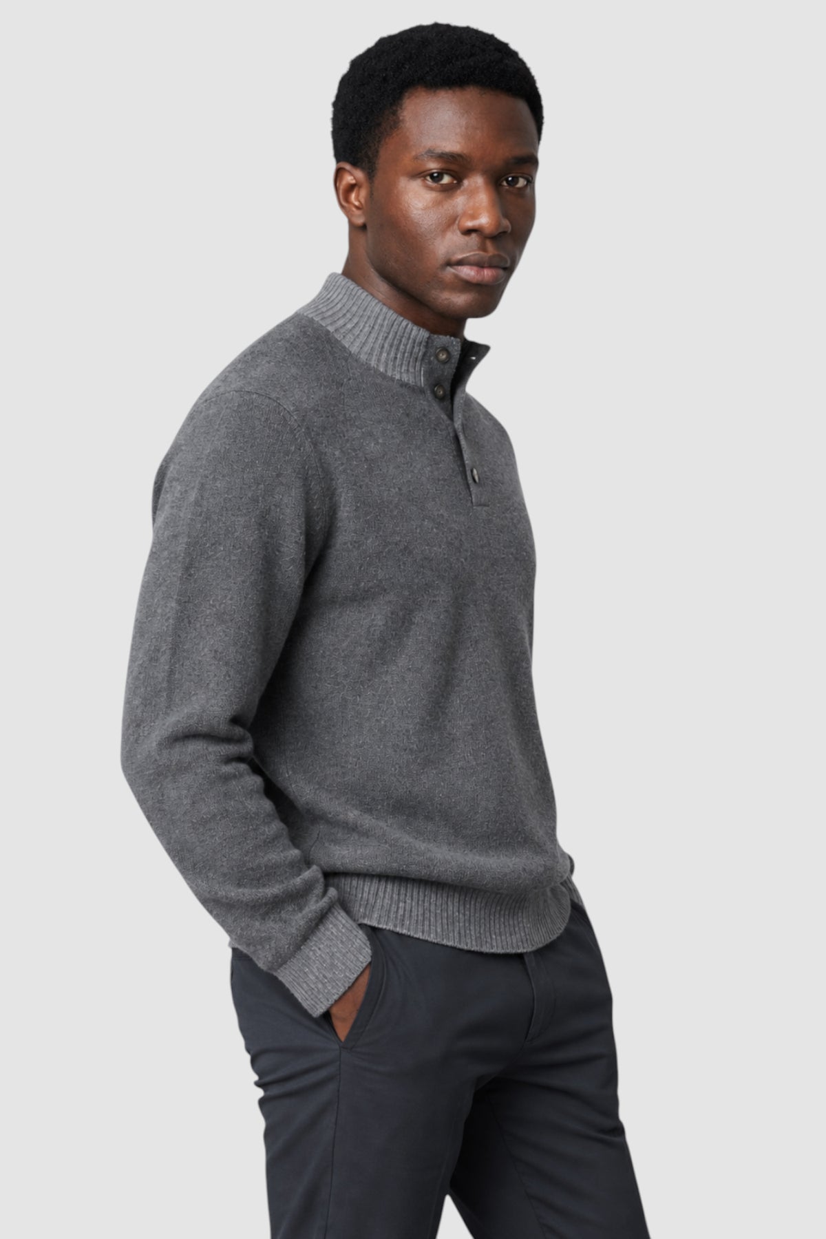 Tate Contrast-Trim Mock Neck Sweater